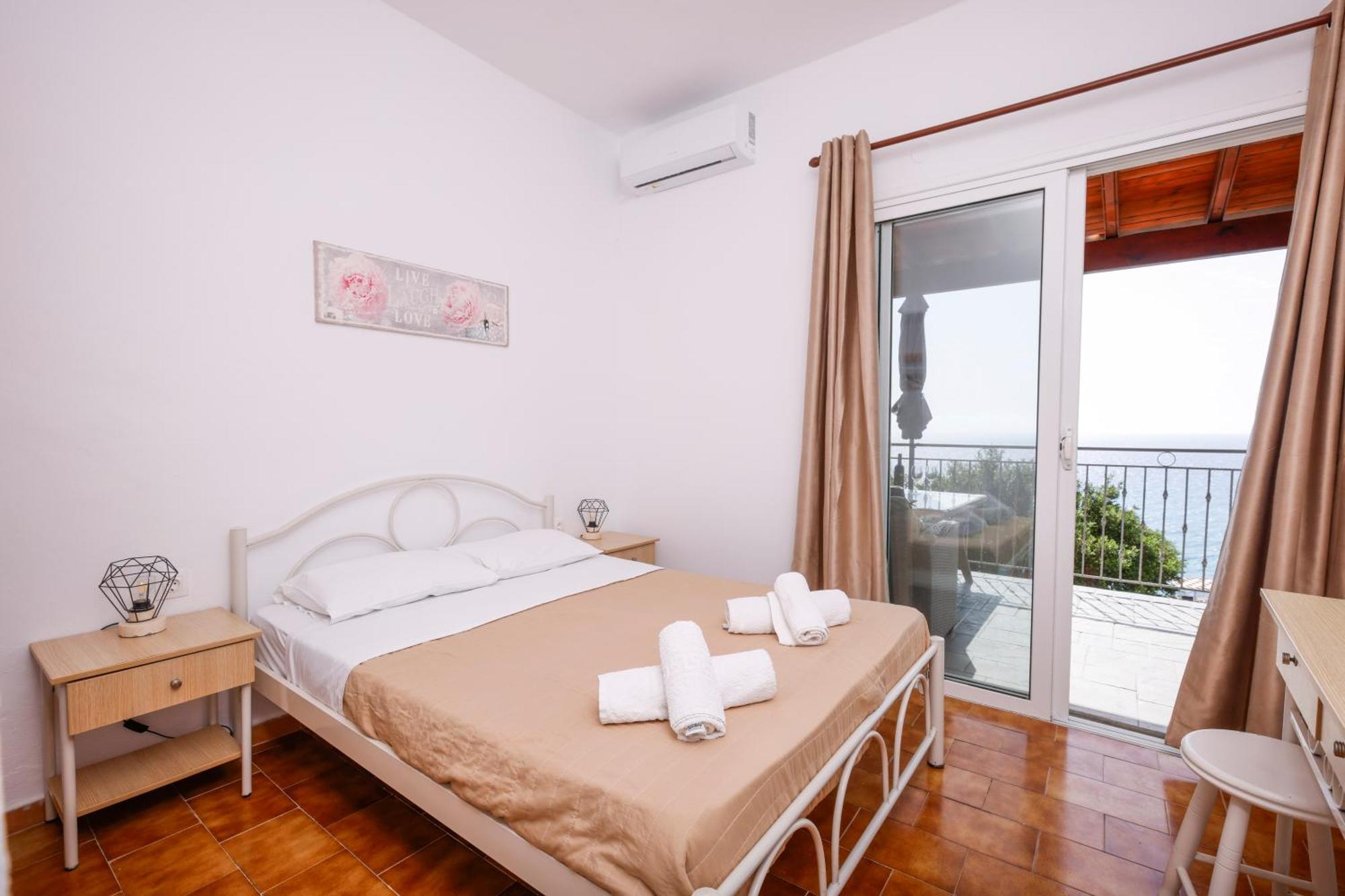 Bella Vista Apartments Pelekas Exterior foto